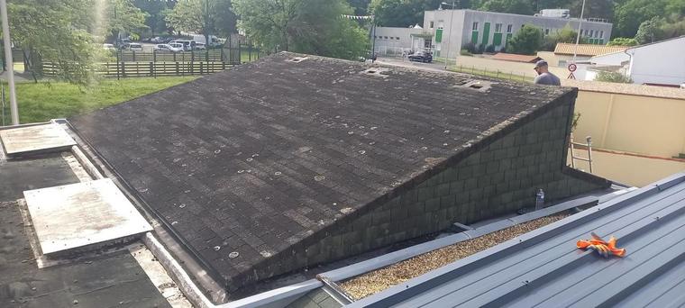 Toiture terrasse en bac acier réalisée en Gironde