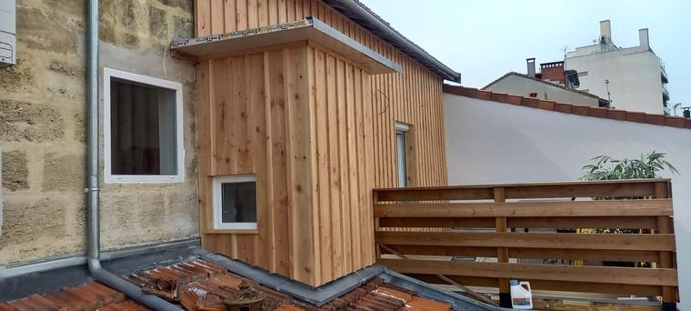 Extension à ossature bois avec bardage en Gironde